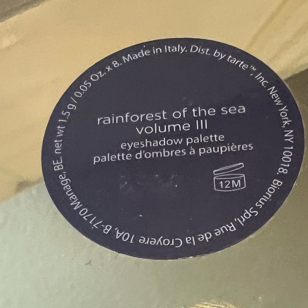 RARE and Sought After Tarte Rainforest of the Sea Volume III Eyeshadow Palette - Picture 4 of 7